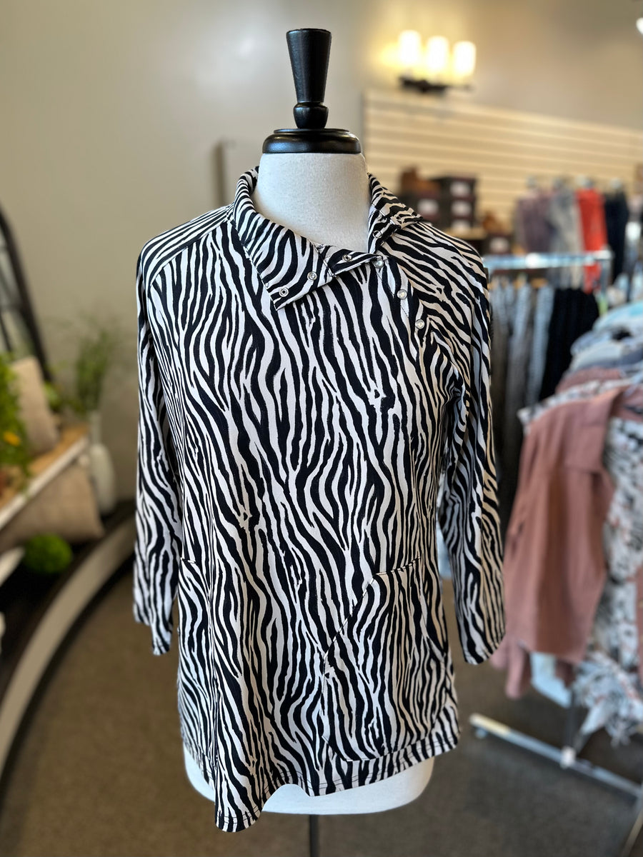 Lulu B UPF 50+ Snap Up Mock Neck With Pockets - Zebra – E & Co. Boutique