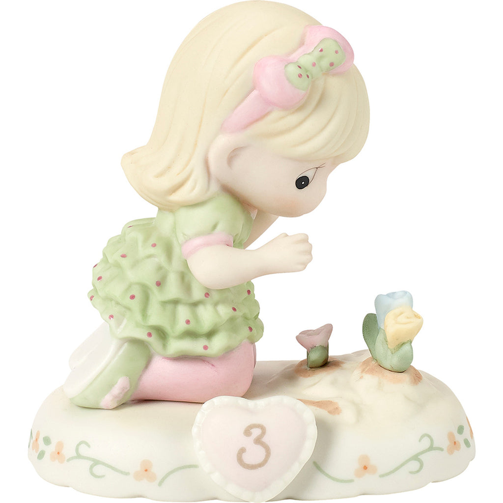 Precious Moments Growing in Grace Girl Collectible Figurine - AGE 3 BLONDE