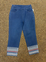 Lulu B  Embroidered Patriotic Stars Capri - Dark Denim