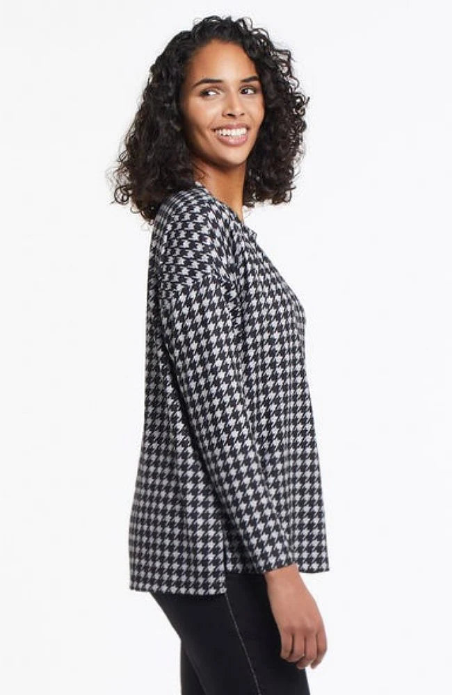 Tribal Fashions Houndstooth Crew Neck Long Sleeve