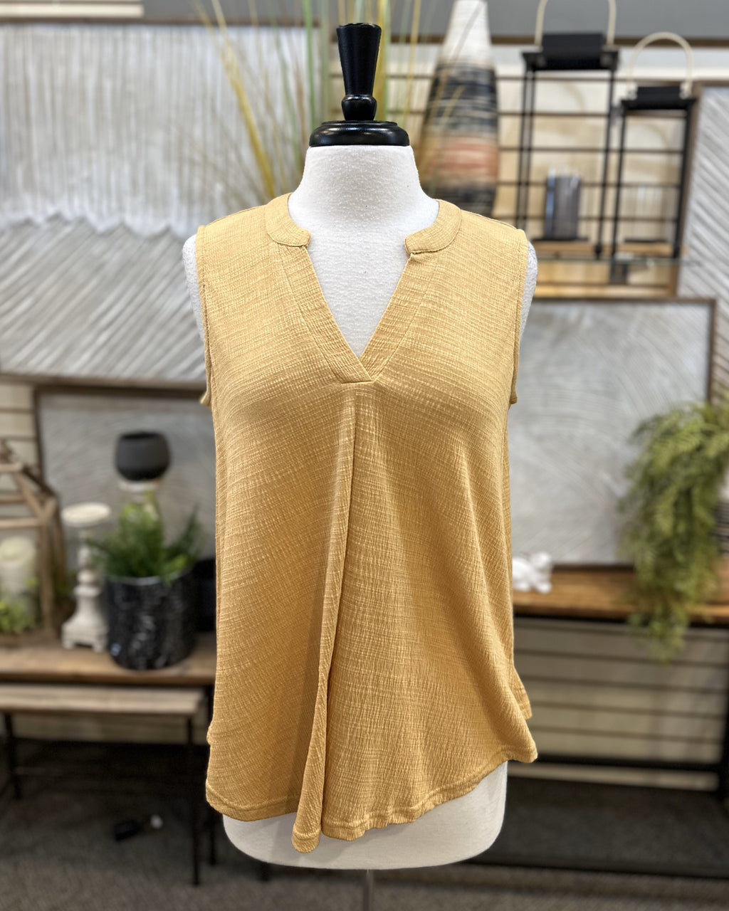 Keren Hart Pleated V-Neck Tank Top