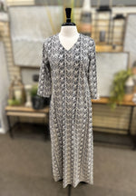 Lulu B UPF 50+ Maxi V-Neck Dress with 3/4 Sleeve - Chevron Print