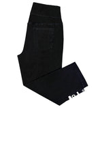Ethyl Pull-On Capri with White Grommet Detail