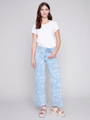 Charlie B Wide Leg Pant with Raw Hem in Daisy Print