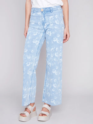 Charlie B Wide Leg Pant with Raw Hem in Daisy Print