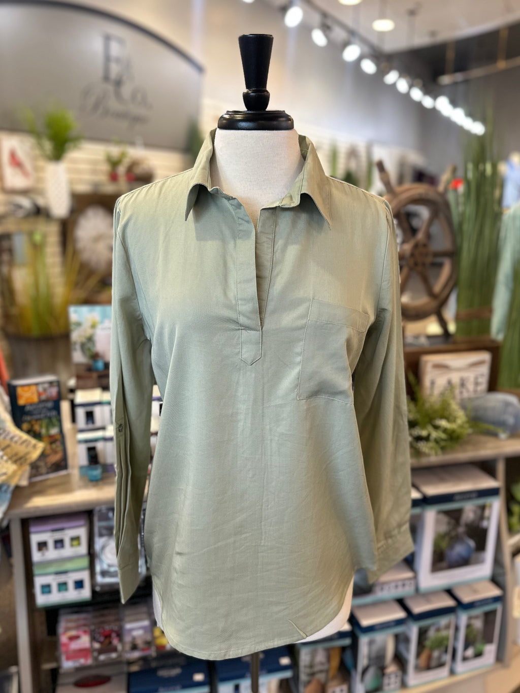 Keren Hart Celery Pullover Blouse