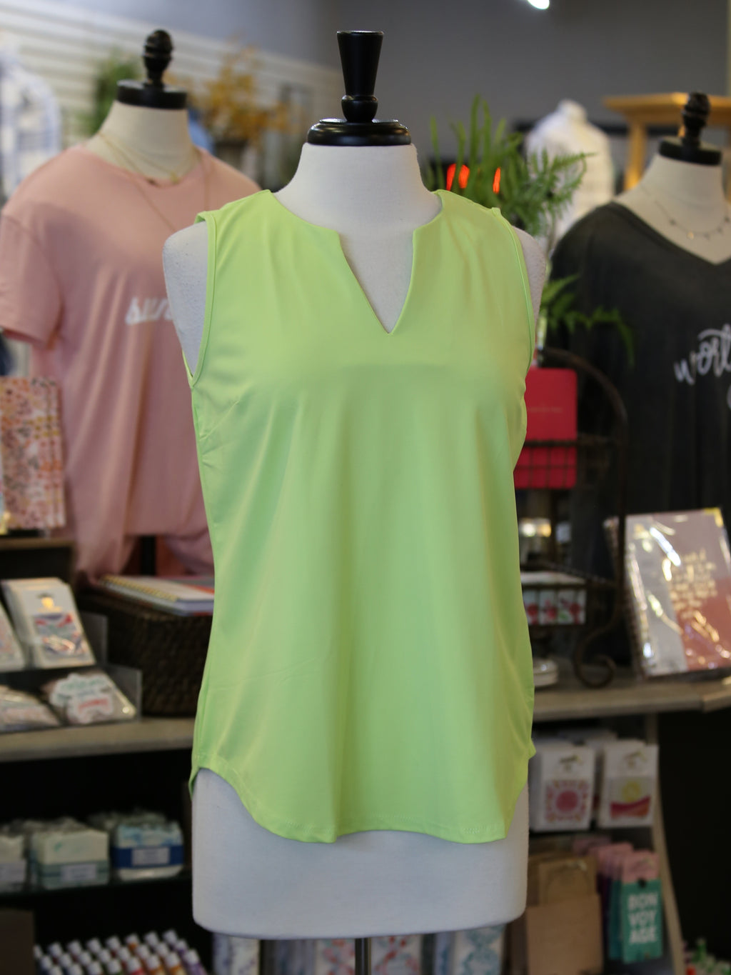 Lulu B UPF 50+ Keyhole Tank - Keylime