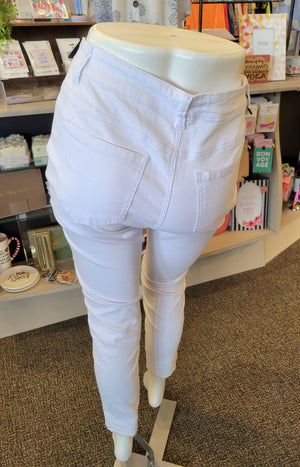 Ethyl Fly Front Fray Hem Ankle Jean - White