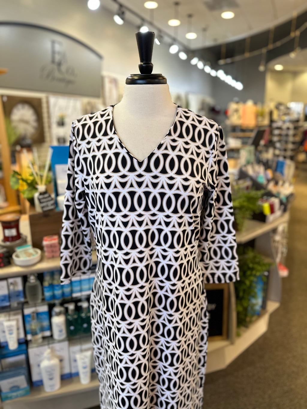 Lulu B UPF 50+ Maxi V-Neck Dress with 3/4 Sleeve - Geo Print